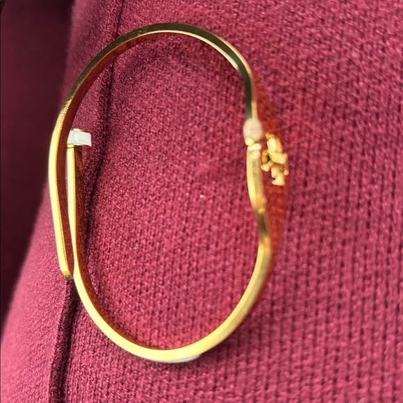 18K gold plated vintage cream gold-tone Nail fashion bracelet - Picture 6 of 12